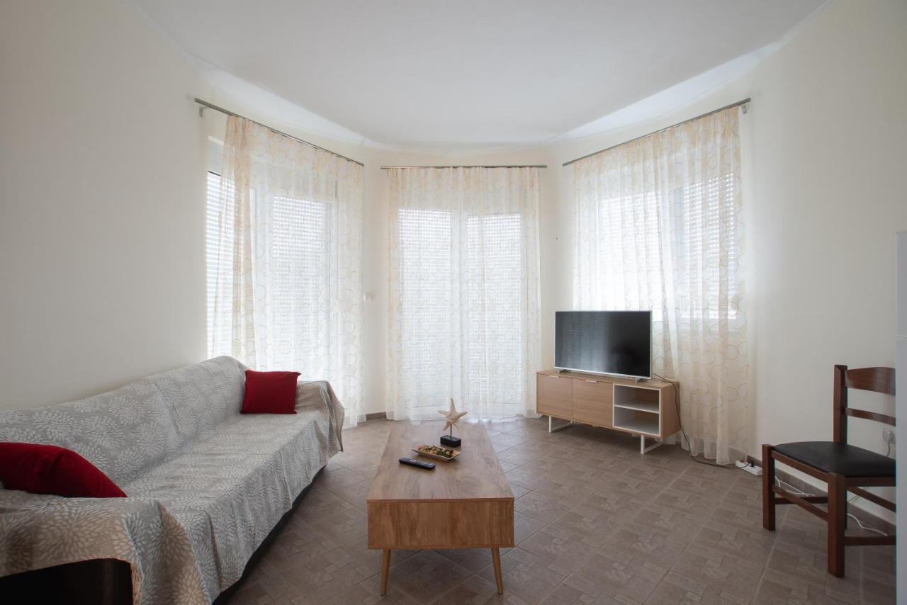 Pigeon House Apartment ปลาตาเรีย ภายนอก รูปภาพ